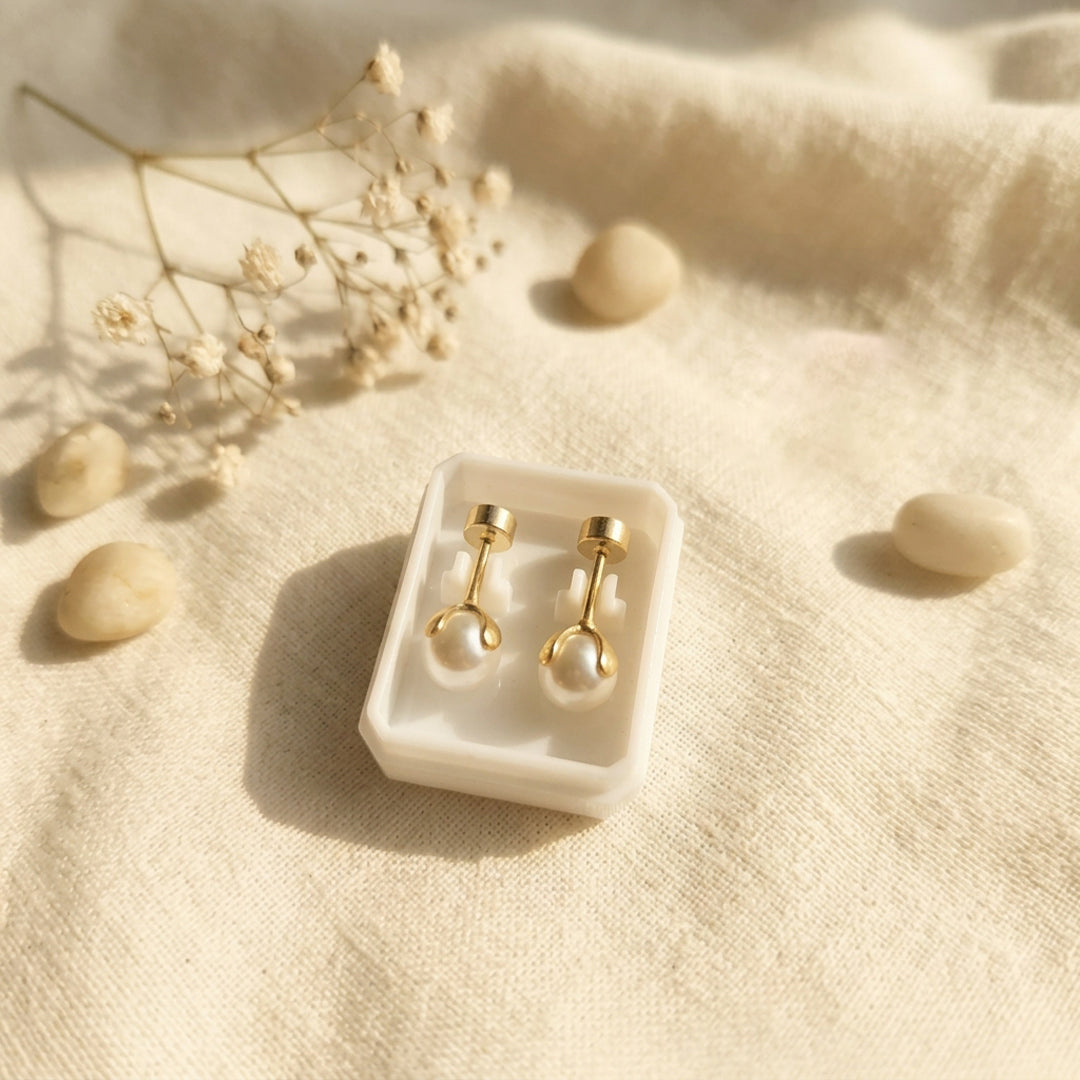 Mini Pearl Studs