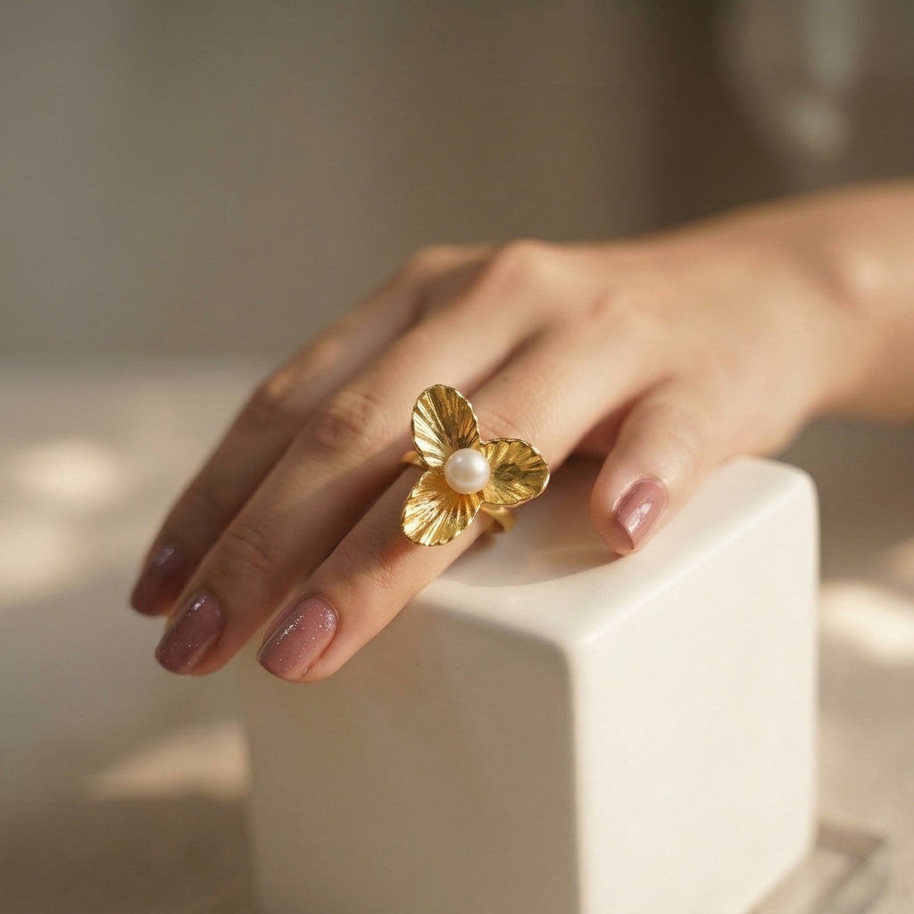 Gold Floral Pearl Ring