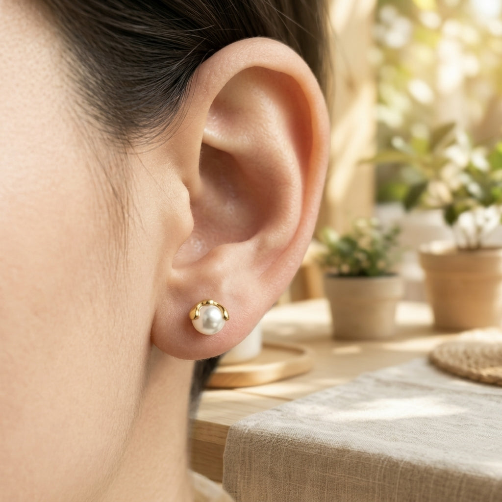 Mini Pearl Studs